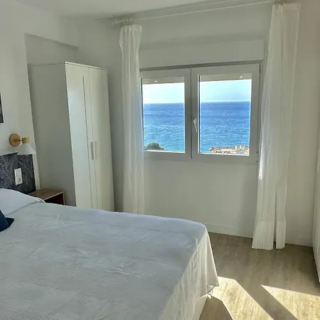 Penthouse With Sea Views *