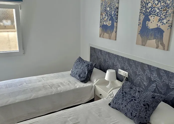 شقة Penthouse With Sea Views *